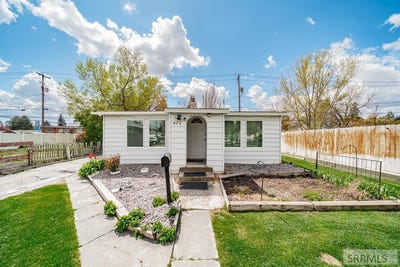 /international/us/472-7th-street-idaho-falls-id-110106560798/