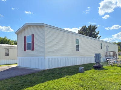 /international/us/1725-w-golden-circle-high-ridge-mo-110108199321/