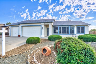 /international/us/7773-n-painted-vista-drive-prescott-valley-az-110120497748/