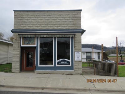 /international/us/318-mill-street-peterson-mn-110091639332/