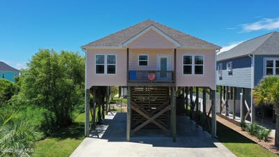 /international/us/4319-e-pelican-drive-oak-island-nc-110100682652/?lang=zh-tw