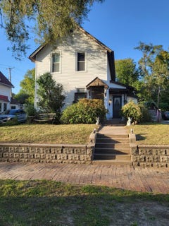 /international/us/319-e-superior-street-missouri-valley-ia-110120412512/