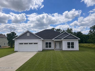 /international/us/276-eastwood-drive-wallace-nc-110106473147/
