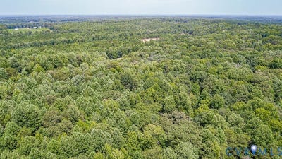 /international/us/01-chimney-springs-drive-goochland-va-110120454670/
