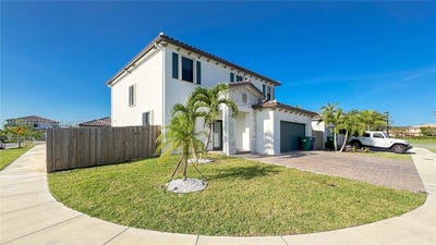 /international/us/11911-sw-239th-st-homestead-fl-110101171172/
