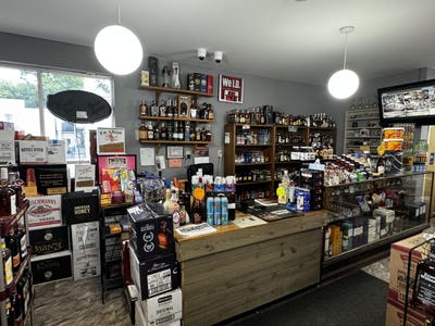 /international/us/1735-main-street-keeseville-ny-110093553073/