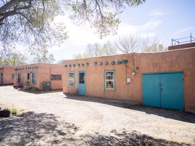 /international/us/226-228-don-fernando-street-taos-nm-110099022512/