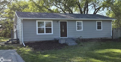 /international/us/701-n-1st-street-mystic-ia-110107476450/