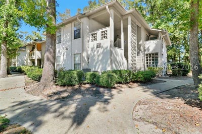 /international/us/30-mathews-drive-hilton-head-island-sc-110120557775/