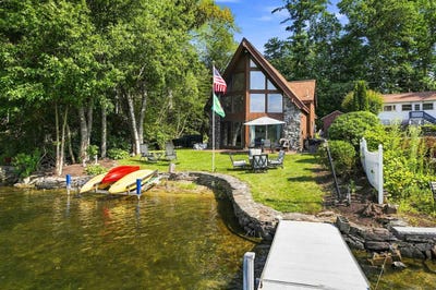 /international/us/21-oak-street-windham-nh-110110191224/