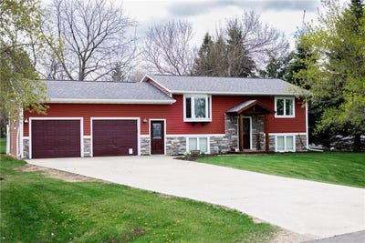 /international/us/1312-moorstone-drive-ne-alexandria-twp-mn-110107821210/