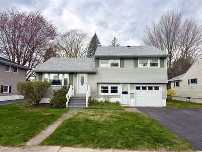 /international/us/15-nichols-avenue-plattsburgh-ny-110107927447/
