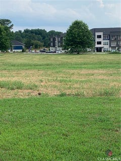 /international/us/364-ross-place-lavonia-ga-110105880468/