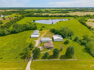 /international/us/8165-e-highway-116-lathrop-mo-110108426631/