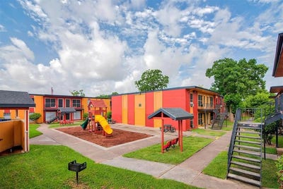 /international/us/4300-s-shaver-street-houston-tx-110107259484/