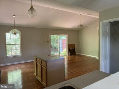 /international/us/210-pastoral-court-martinsburg-wv-110101009751/