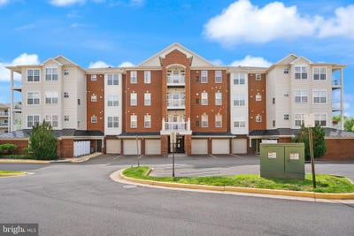 /international/us/9710-handerson-place-manassas-park-va-110100192046/