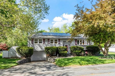 /international/us/122-milton-st-waltham-ma-110108024849/