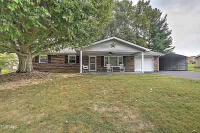 /international/us/393-mosswood-lane-bristol-va-110110256566/
