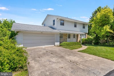 /international/us/355-pointfield-drive-harpers-ferry-wv-110107877679/