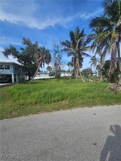 /international/us/5397-palmetto-street-fort-myers-beach-fl-110101546652/?lang=id