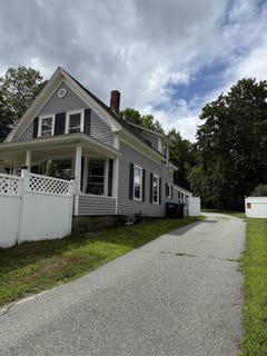 /international/us/251-main-street-salem-nh-110100987078/