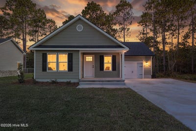 /international/us/587-greenmoss-road-southport-nc-110120462479/