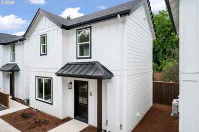 /international/us/4103-se-olsen-st-milwaukie-or-110100566283/