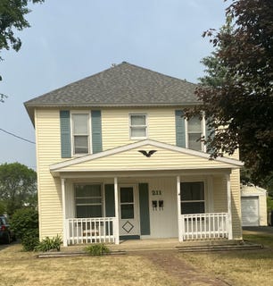 /international/us/211-martindale-street-nw-sparta-mi-110101069531/