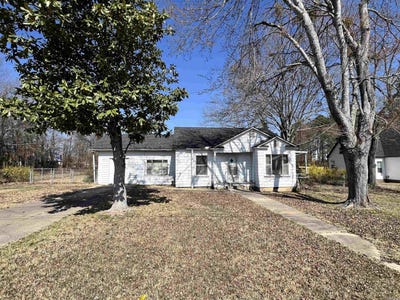 /international/us/103-e-victory-street-star-city-ar-110106101538/
