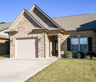 /international/us/4833-grove-park-drive-ne-cleveland-tn-110120623914/