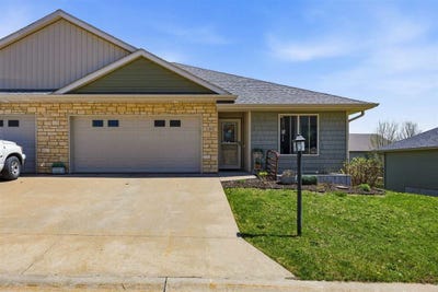 /international/us/26-renee-ln-tiffin-ia-110107392646/