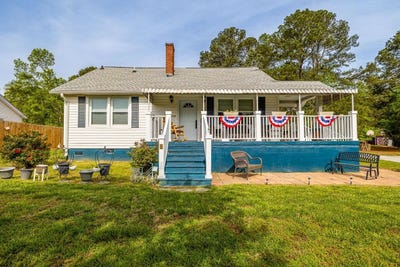 /international/us/115-applewood-street-pacolet-sc-110107196123/