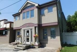 /international/us/263-prospect-street-east-stroudsburg-pa-110120509608/
