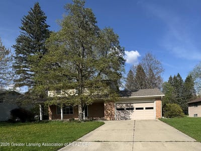 /international/us/4326-manitou-drive-okemos-mi-110107554206/