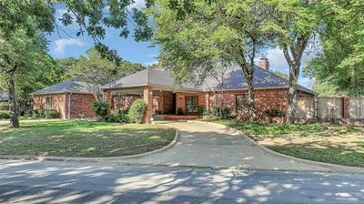 /international/us/2803-ridgeway-ardmore-ok-110108396054/