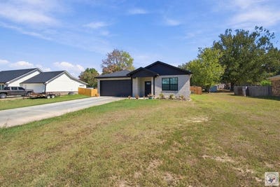 /international/us/386-robertson-rd-new-boston-tx-110120517483/