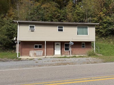 /international/us/173-big-creek-road-richlands-va-110120538165/