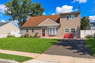 /international/us/30-mountain-avenue-hazlet-nj-110106438508/