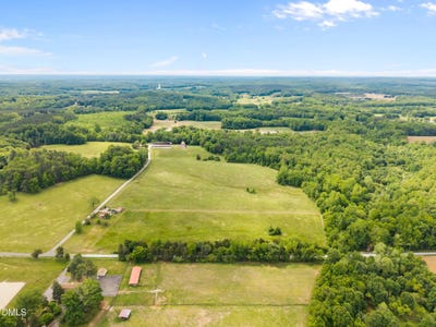 /international/us/423-quail-roost-farm-road-rougemont-nc-110108034824/