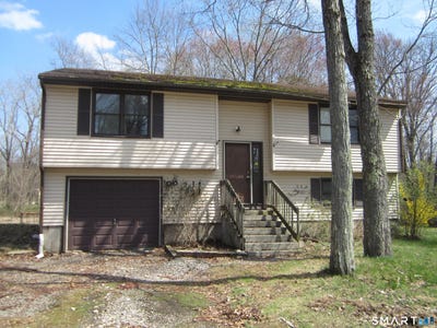 /international/us/12-petersson-circle-stafford-ct-110107477370/
