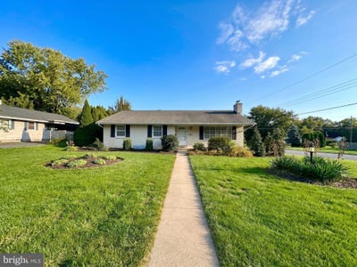 /international/us/435-n-holly-street-elizabethtown-pa-110119633812/