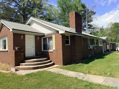 /international/us/1701-roosevelt-avenue-gadsden-al-110107485424/