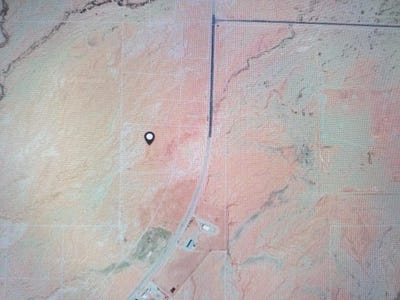 /international/us/10-03-ac-hot-mineral-spa-road-niland-ca-110100251808/
