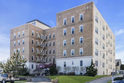 /international/us/500-deal-lake-drive-asbury-park-nj-110101069982/