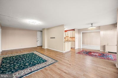 /international/us/1001-city-avenue-wynnewood-pa-110106446957/