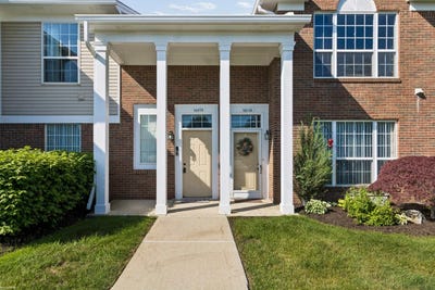 /international/us/16805-carriage-way-northville-twp-mi-110108470725/
