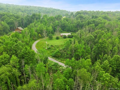 /international/us/127-grassy-road-call-listing-agent-ny-110108782065/