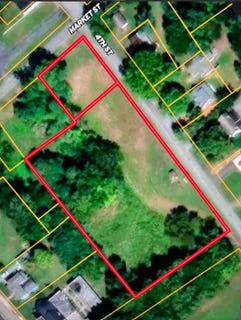 /international/us/fourth-street-clarksville-va-110106326862/