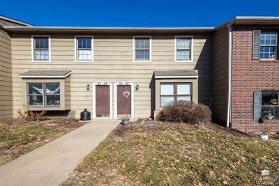 /international/us/2556-candle-crest-cir-manhattan-ks-110098420711/